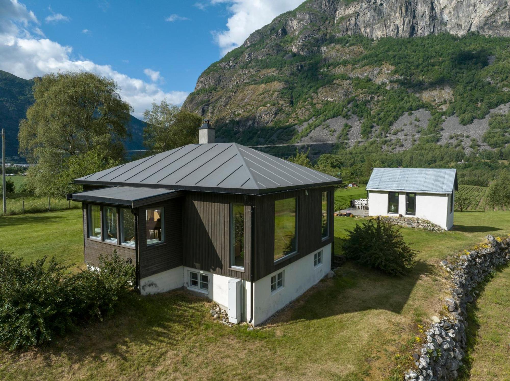 Jordeplegarden Holiday Home - Part Of A Farm - Two Buildings - Close To Flam Laerdalsoyri Luaran gambar